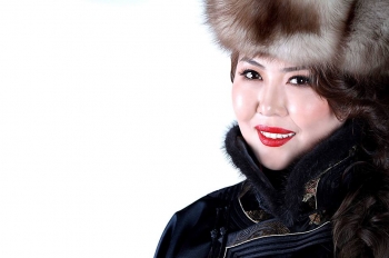 Яруу найрагч Б.Болорцэрэн: Анхны номоо ээждээ өргөн барьсан бол “Амьдралын зураг” тоглолтоо аавдаа зориуллаа